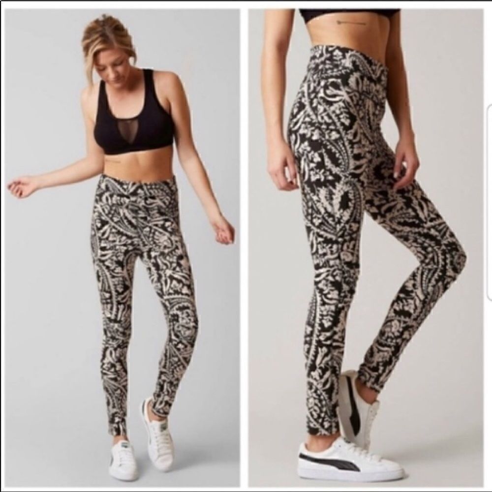 FREE PEOPLE Movement City Slicker Moto Leggings Floral Black White